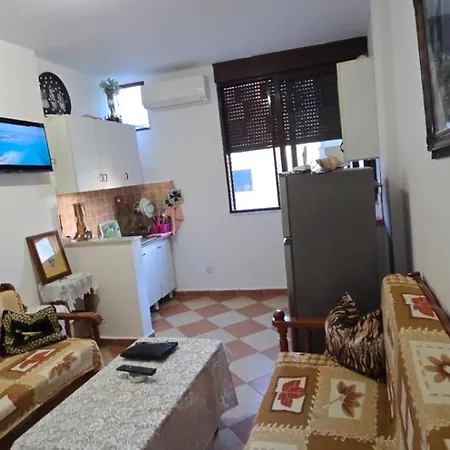Frenklis For Rent Durrës