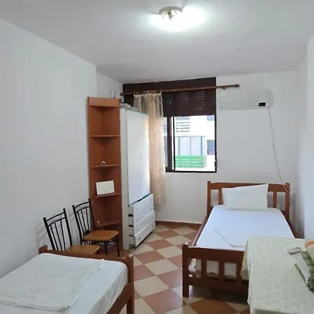 Frenklis For Rent Apartamento *